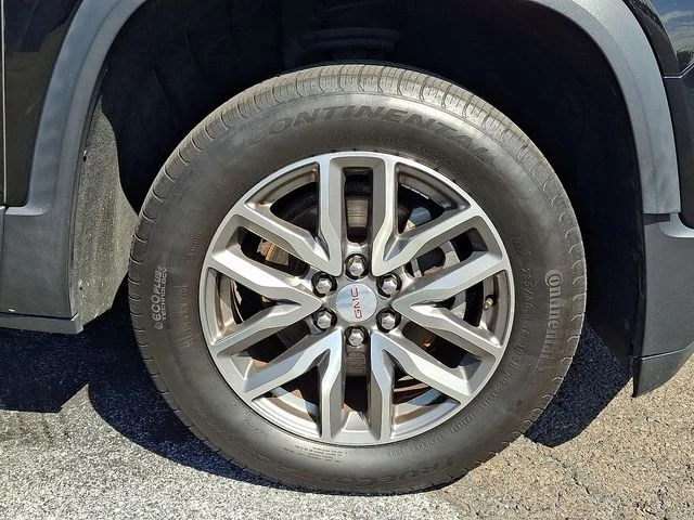 Used 2019 Ebony Twilight Metallic GMC SLE-2 image 6