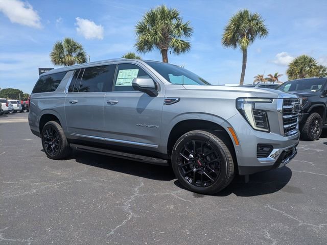 New 2026 Sterling Metallic GMC Elevation image 2