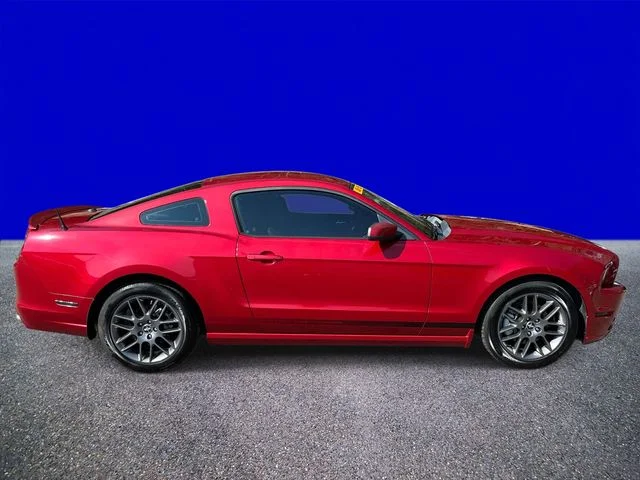 Used 2013 Candy Red Ford V6 Premium image 2