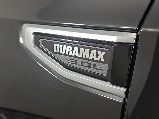 Used 2024 Onyx Black GMC Denali image 12