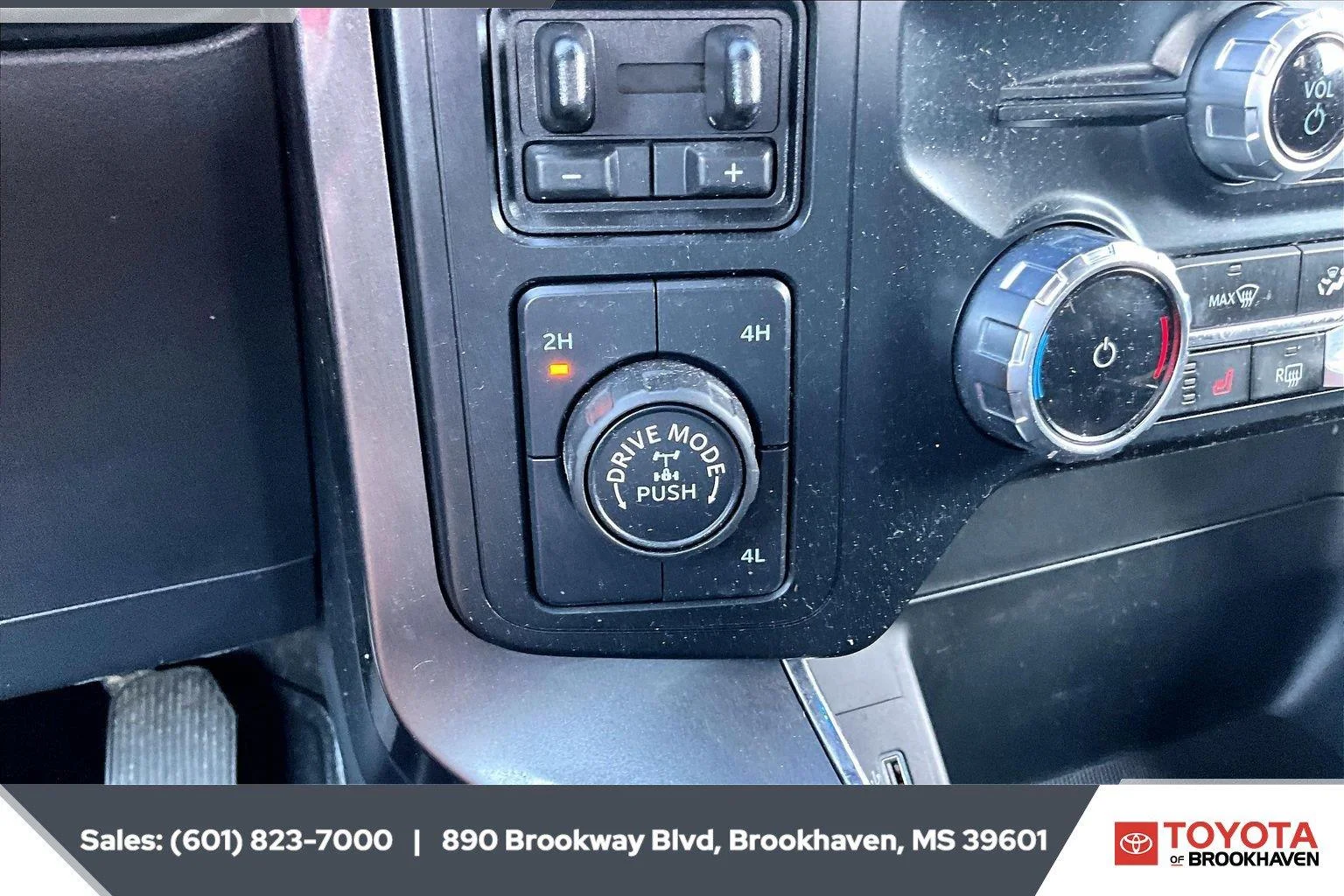 Used 2023 Carbonized Gray Ford XLT image 22