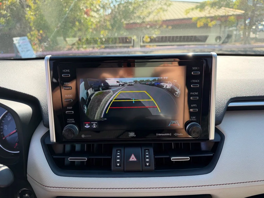 Used 2019 Midnight Black Metallic Toyota XLE Premium image 23