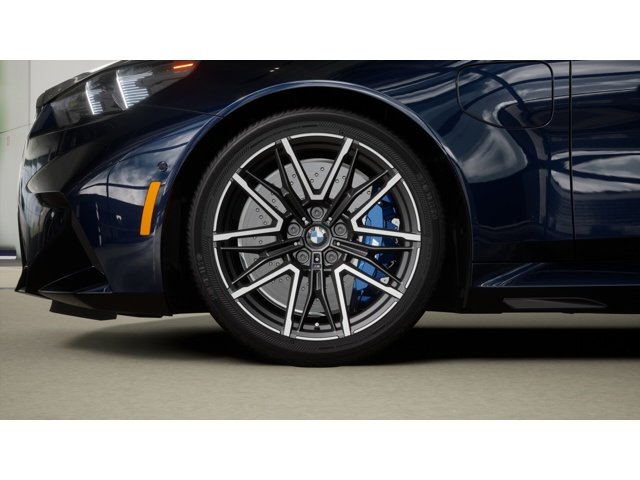 New 2027 Black BMW M5 image 7