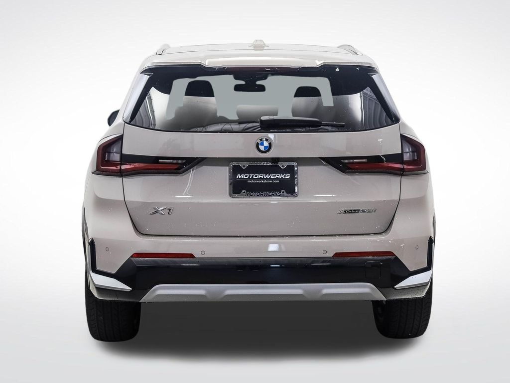 Used 2026 Gray Metallic BMW xDrive28i image 4