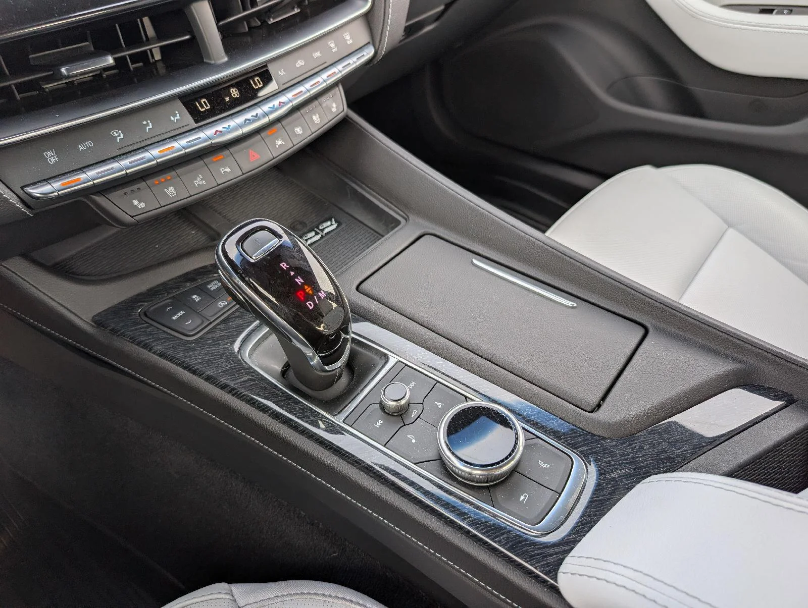 Used 2022 Diamond Sky Metallic Cadillac Premium Luxury image 19