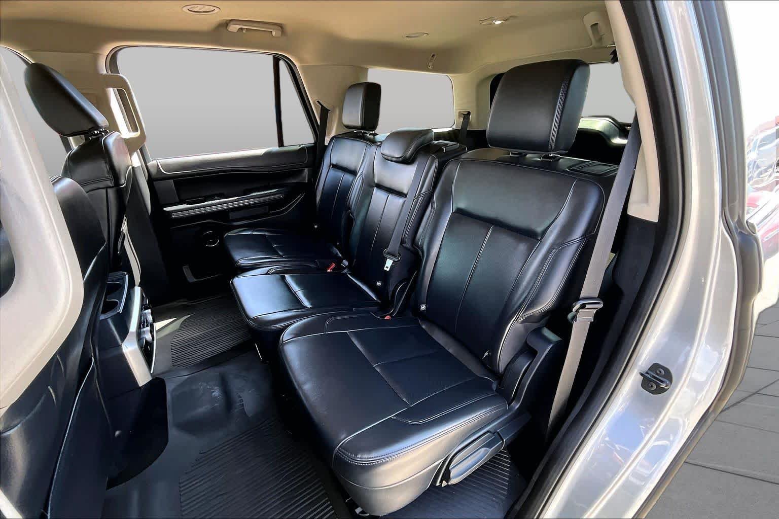 Used 2023 Iconic Silver Metallic Ford XLT image 19