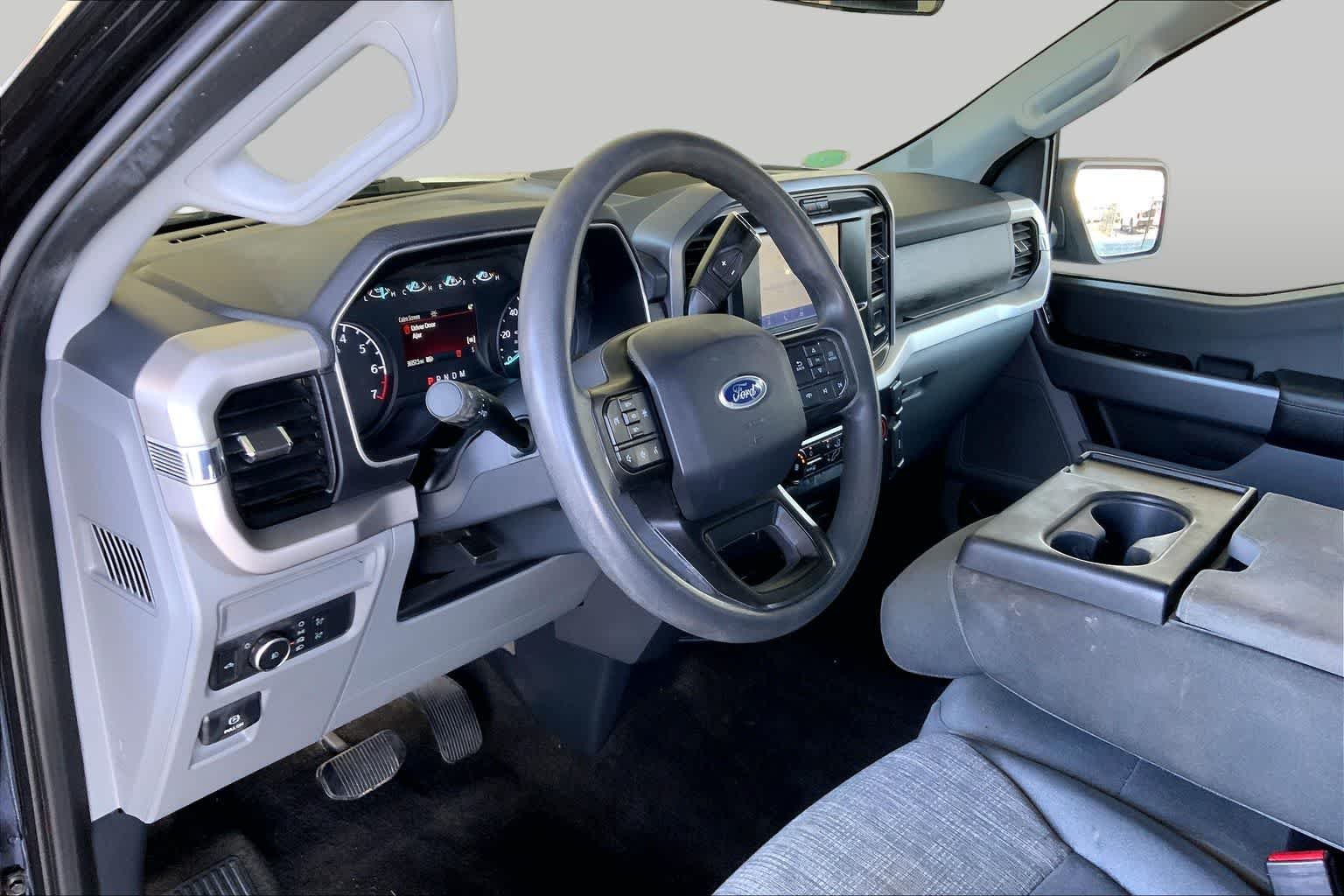 Used 2022 Agate Black Metallic Ford XLT image 20