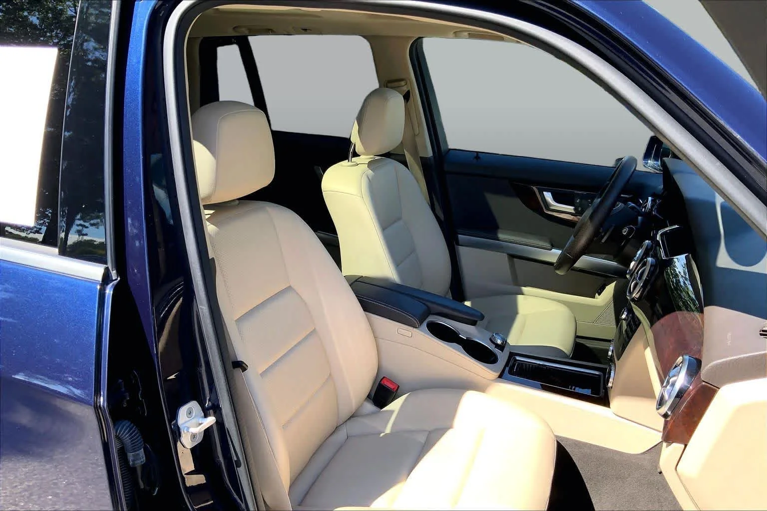 Pre-Owned 2015 Mercedes-Benz GLK 350