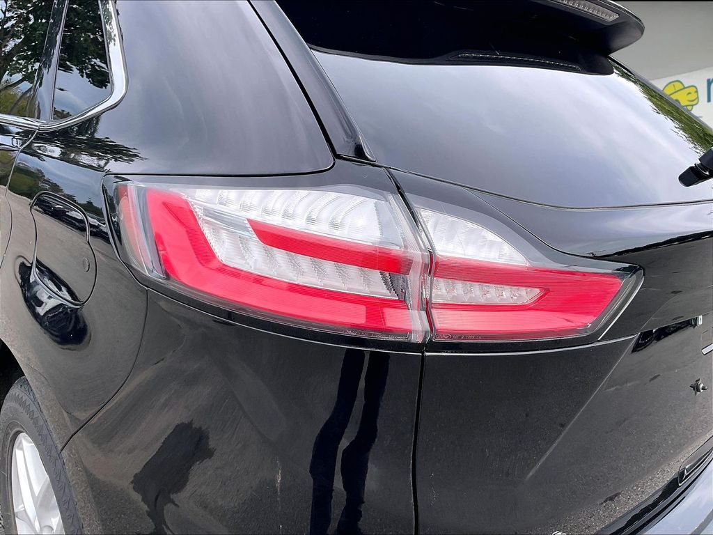 Used 2024 Agate Black Metallic Ford SEL image 30