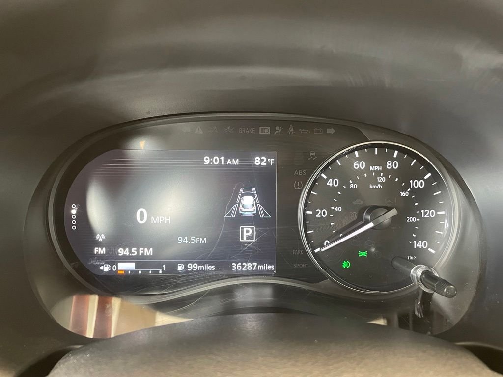Used 2024 White Nissan SR image 7