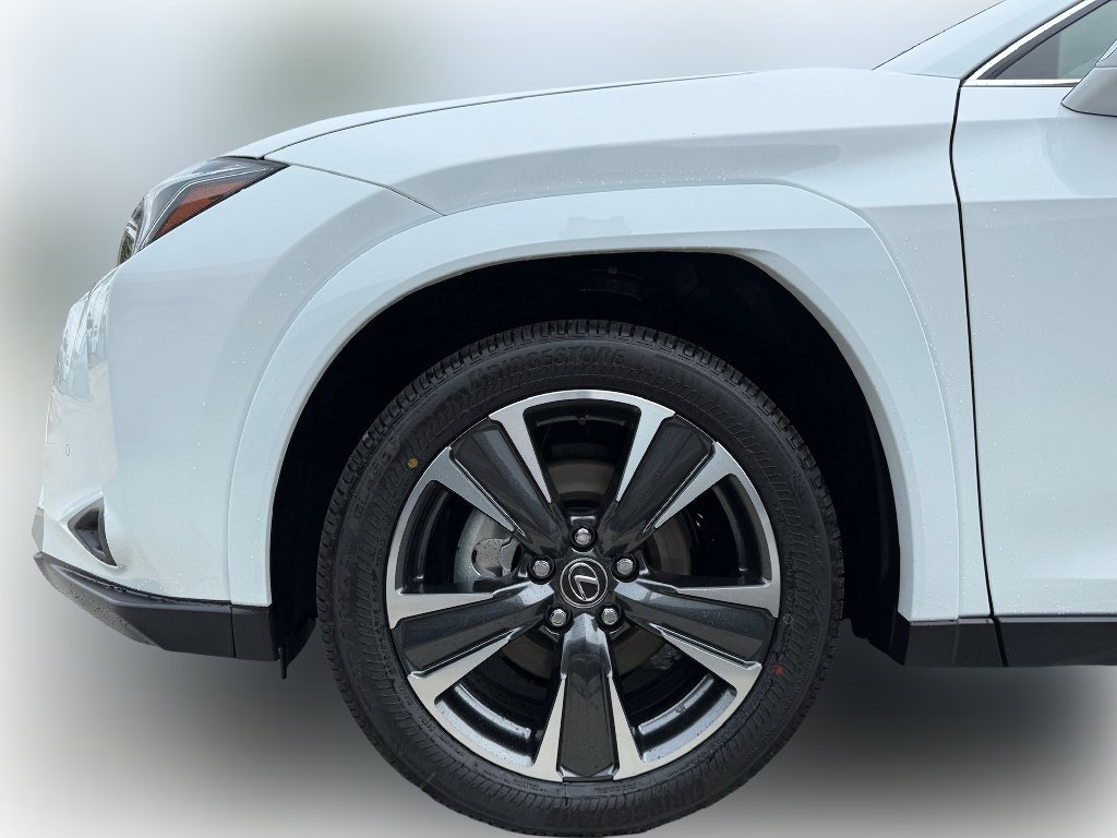 New 2026 Ultra White Lexus PREMIUM image 4