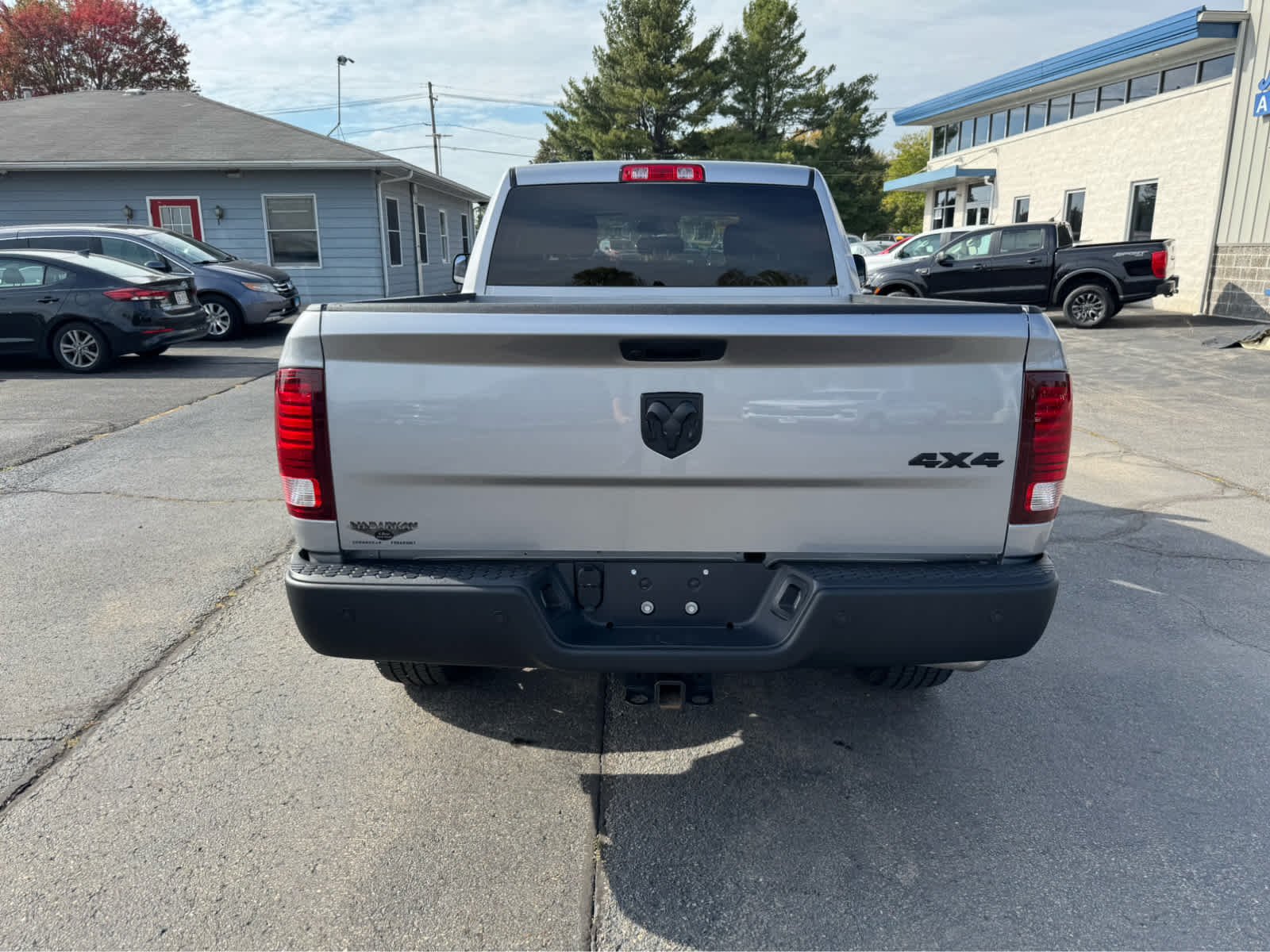 2022 Ram 1500 Classic Warlock photo 4