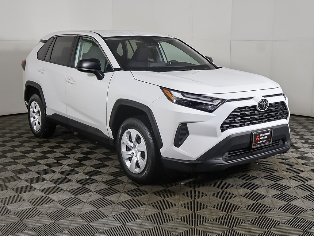 Used 2024 Toyota RAV4 LE with VIN 2T3F1RFV6RC418958 for sale in Northfield, Minnesota