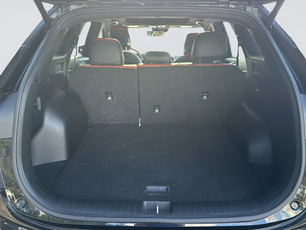 Used 2025 Black Kia SX image 31