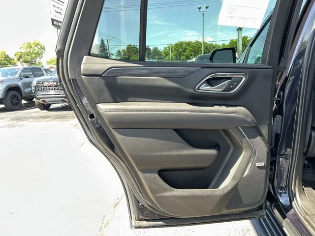 Used 2023 Blue GMC SLT image 19
