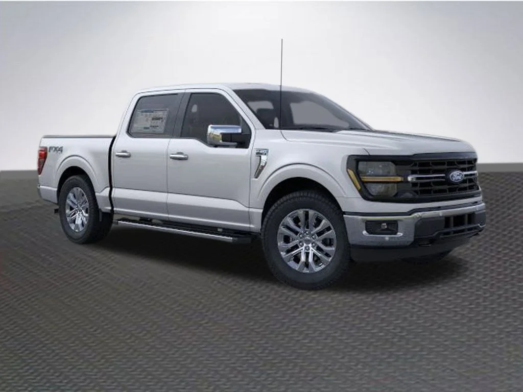 New 2026 Iconic Silver Metallic Ford XLT image 7