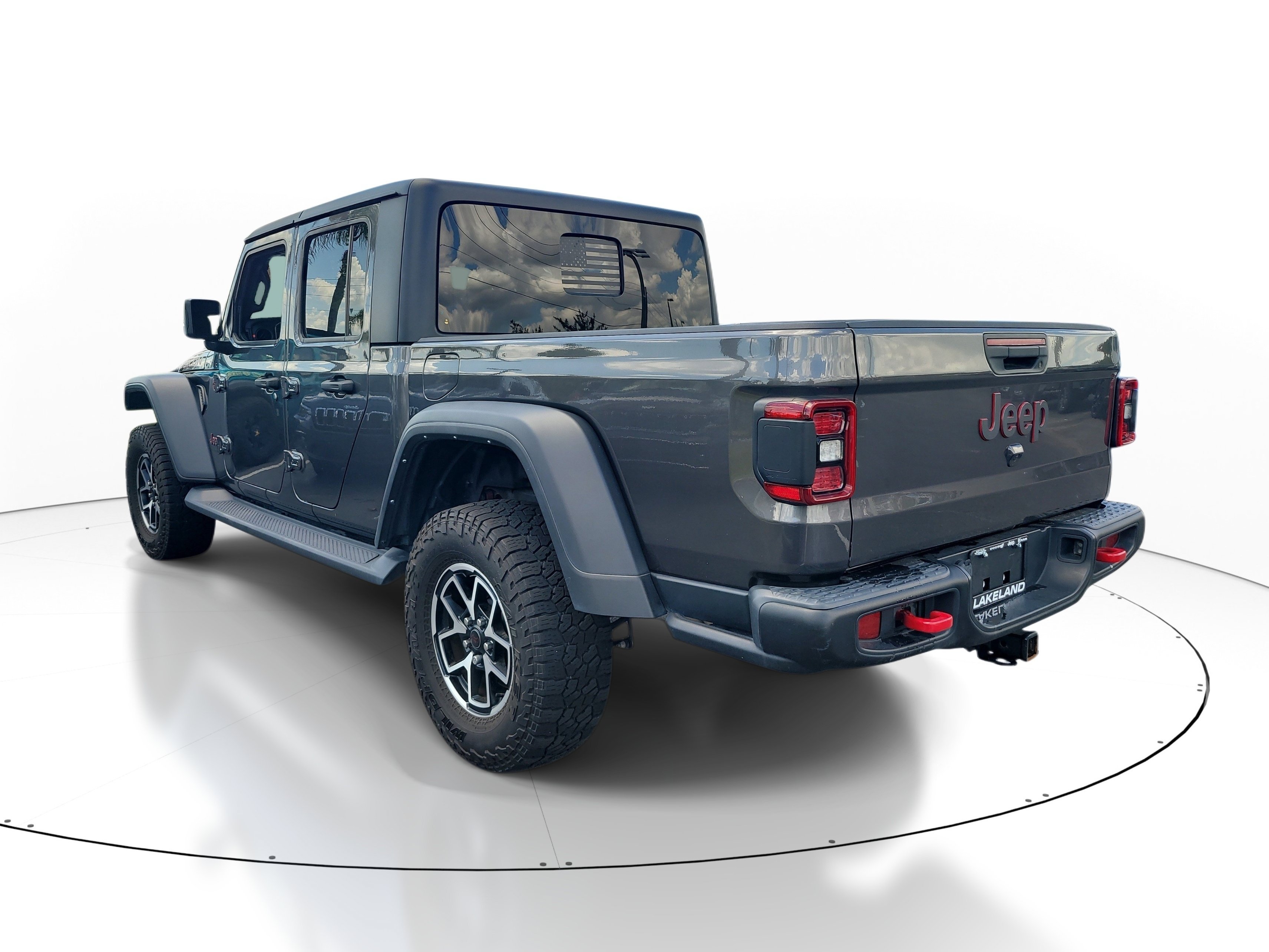 Used 2024 Granite Crystal Metallic Clearcoat Jeep Rubicon image 6