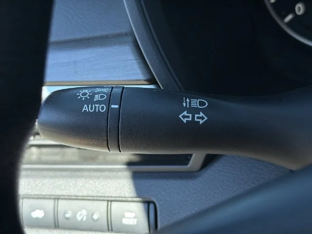 Used 2025 Gray Nissan 2.5 SV image 31