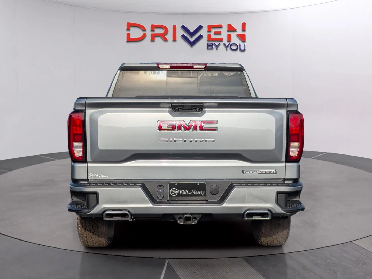 New 2026 Sterling Metallic GMC Elevation image 4