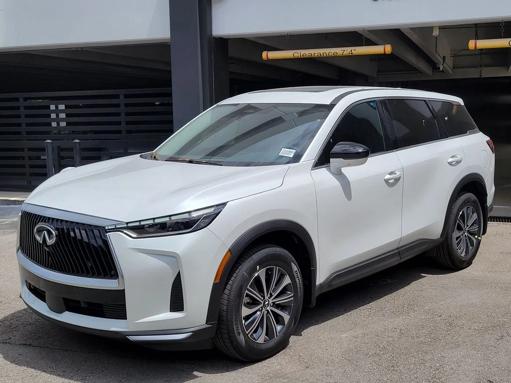 2027 INFINITI QX60 PURE