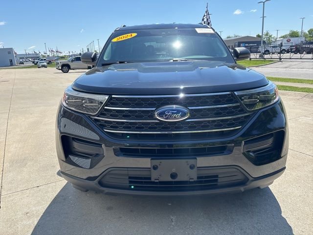Used 2024 Black Ford XLT image 5
