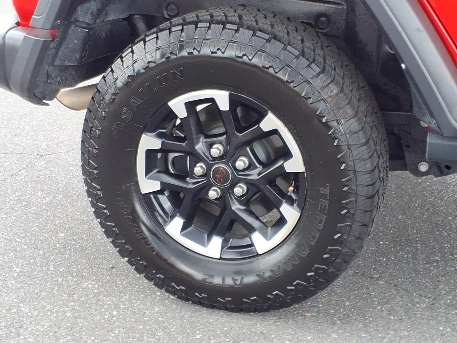 Used 2025 Firecracker Red Clearcoat Jeep Rubicon image 12