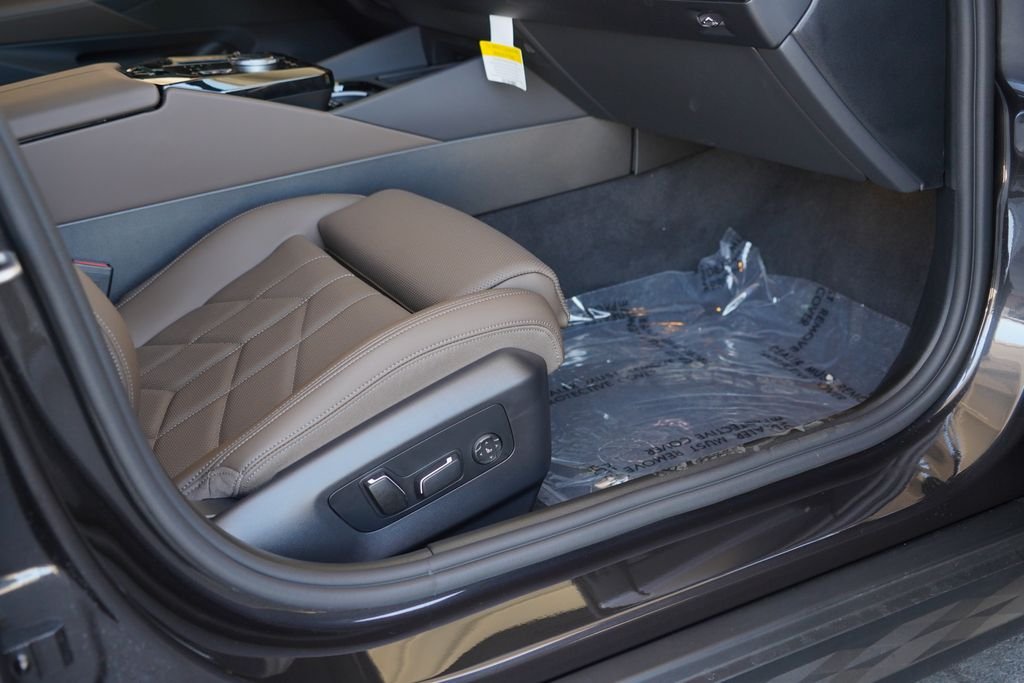 New 2026 Dark Graphite Metallic BMW 530i image 16