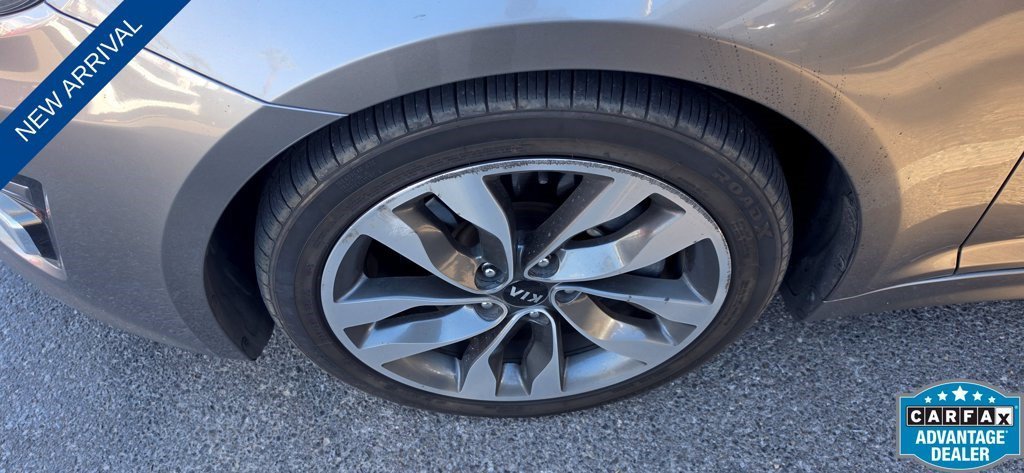 Used 2015 Titanium Silver Kia SX Turbo image 5