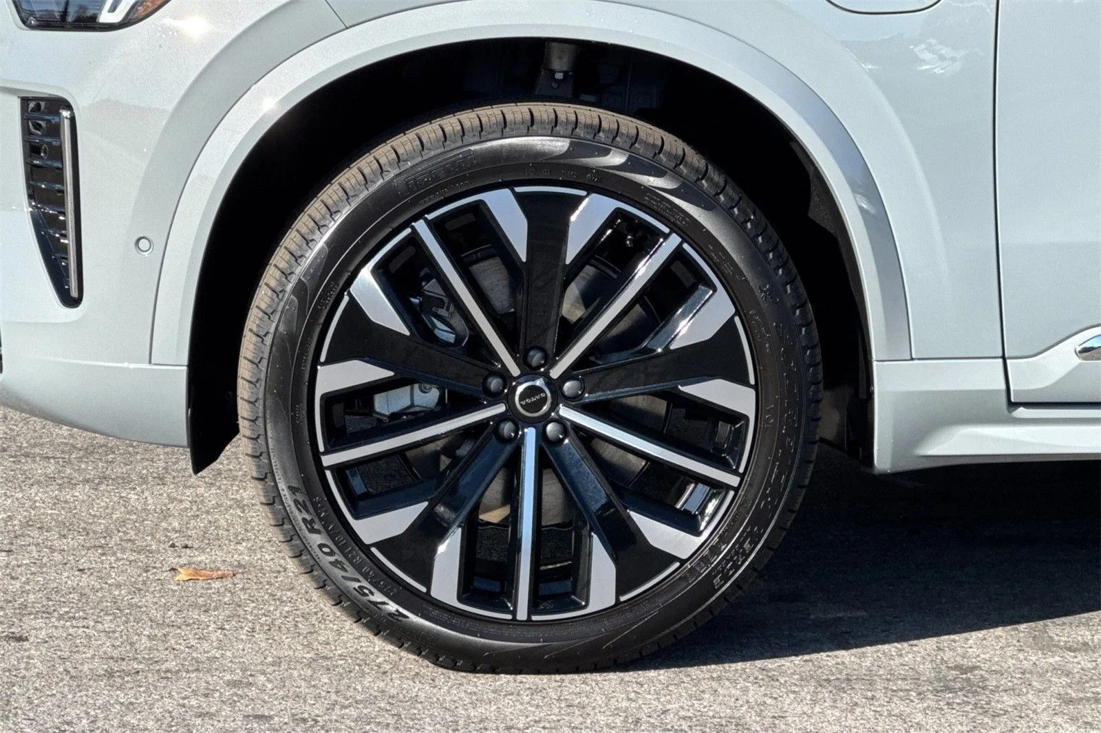 2026 Volvo XC90 Ultra - Photo 29