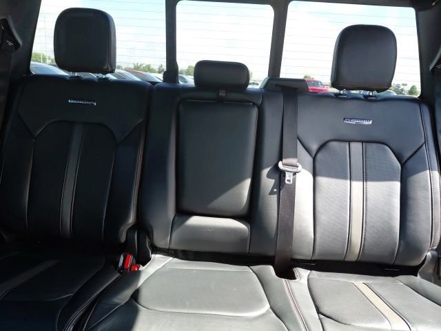 Used 2020 Silver Metallic Ford Platinum image 27