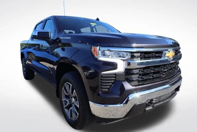 Used 2024 Dark Ash Metallic Chevrolet LT (2FL) image 2