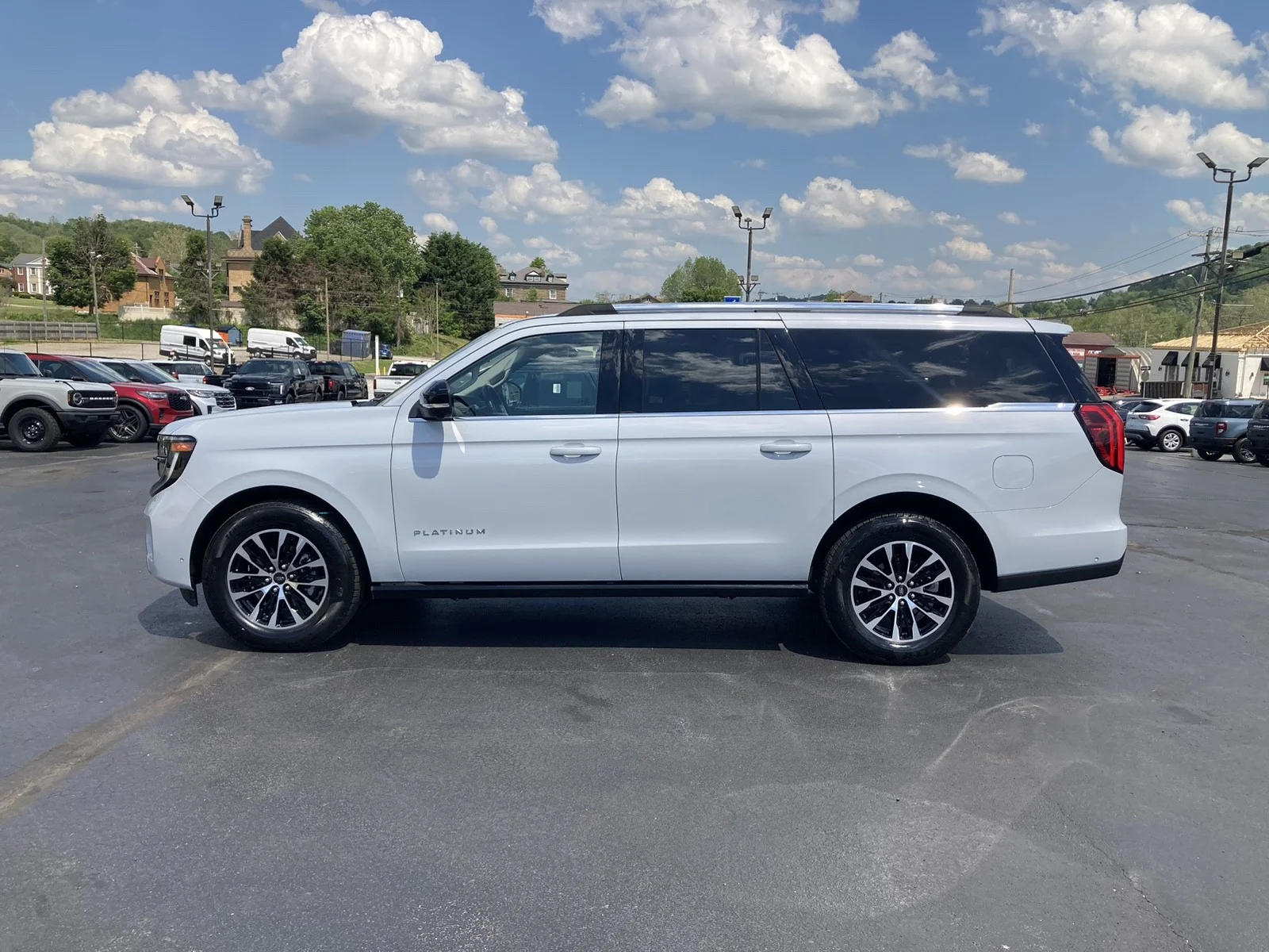 2025 Ford Expedition Platinum MAX 4x4's photo