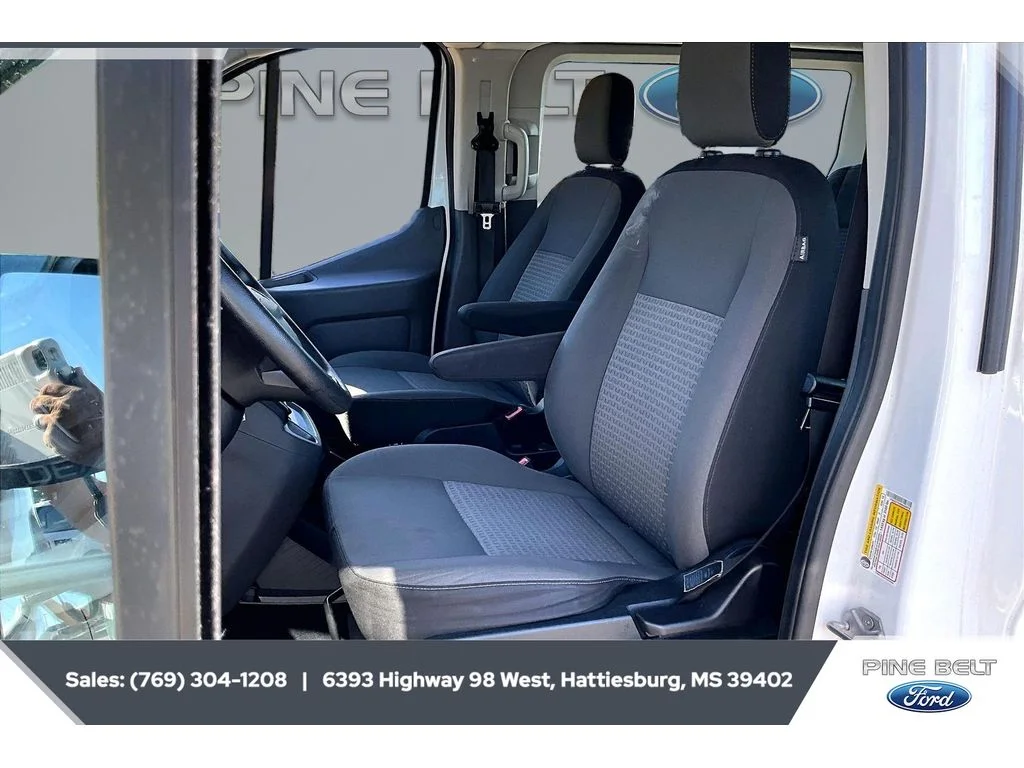 Used 2022 Oxford White Ford XLT image 19