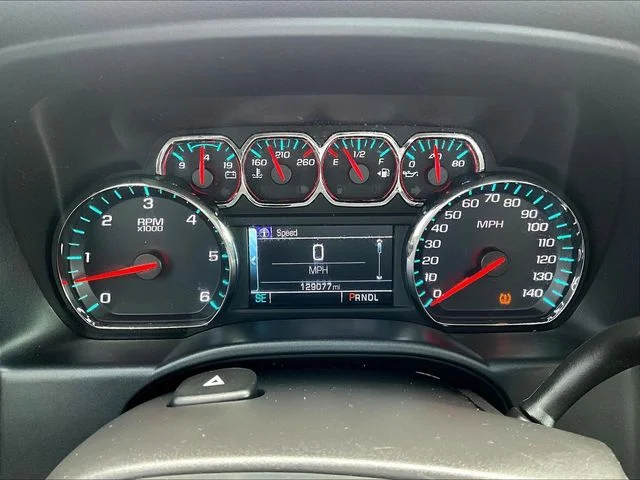 Used 2019 Silver Chevrolet LT image 7