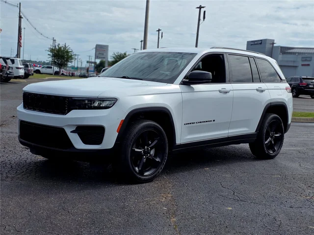 2023 Jeep Grand Cherokee Altitude
