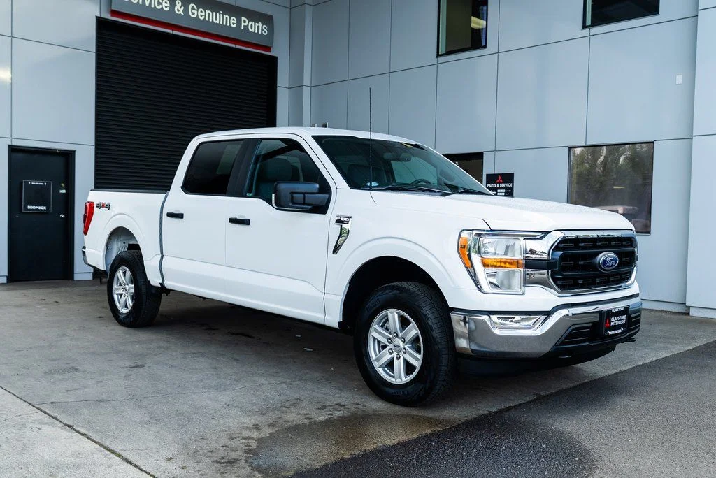 Used 2022 White Ford XLT image 32