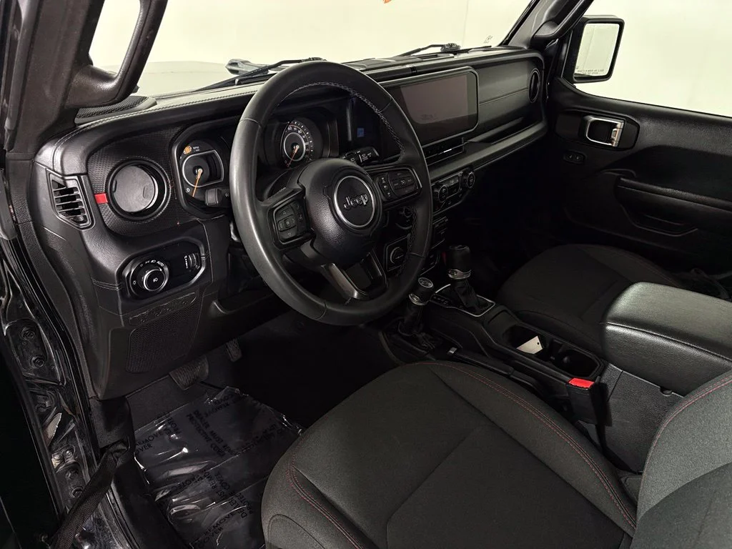 Used 2025 Black Jeep Rubicon image 16