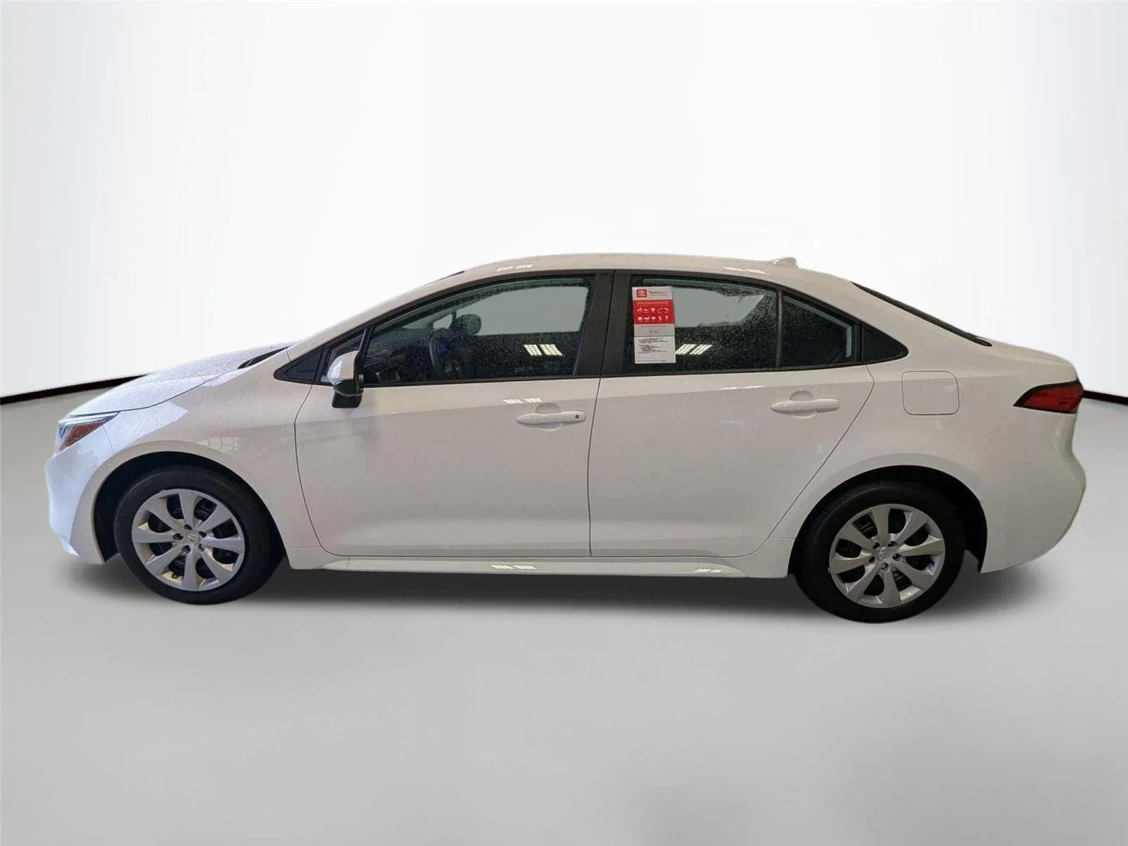 2025 Toyota Corolla LE - Photo 7