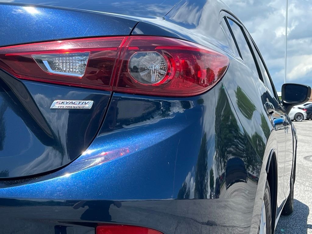 Used 2017 Blue Mazda Sport image 11