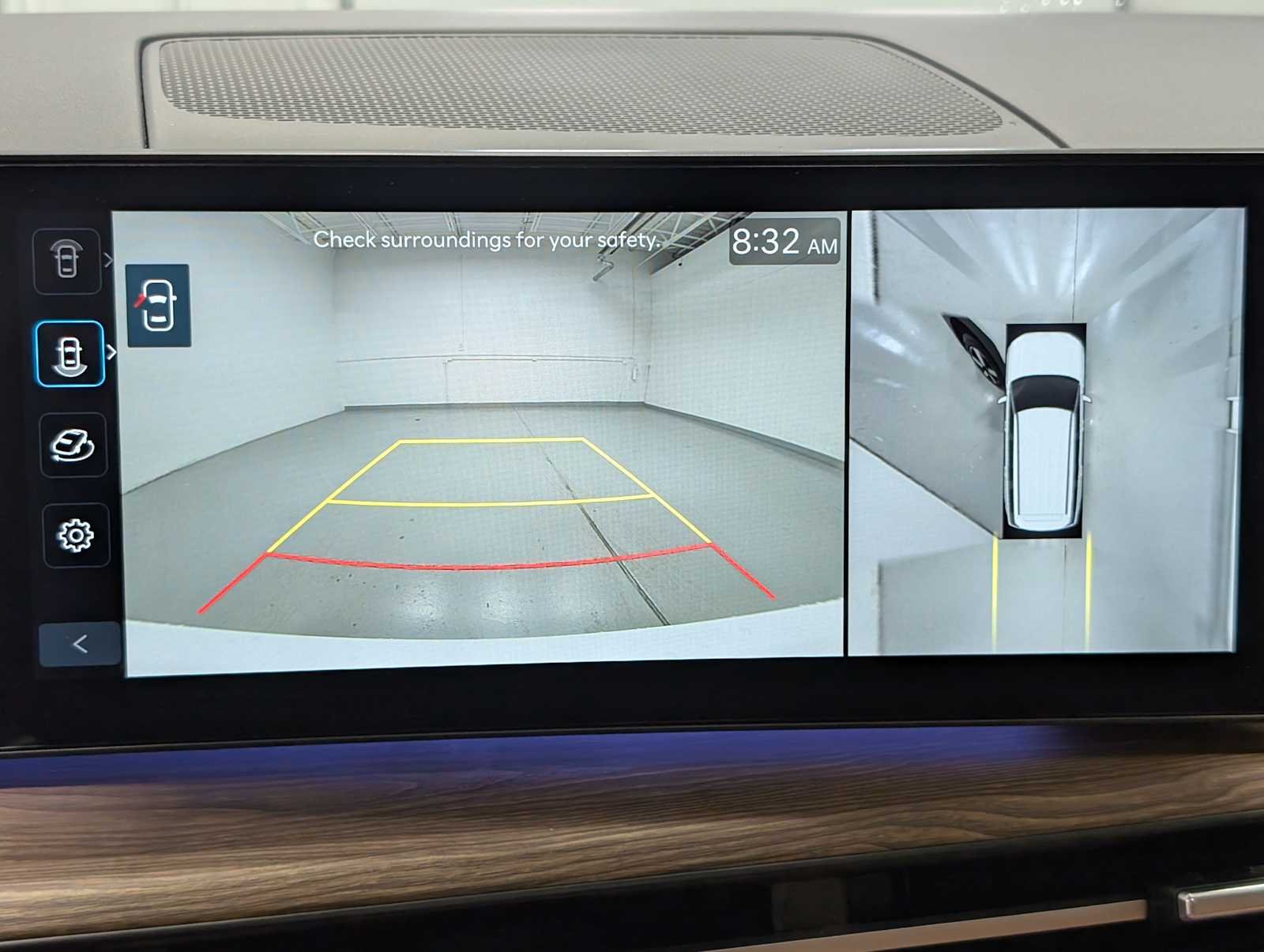 Used 2025 Serenity White Hyundai Limited image 28