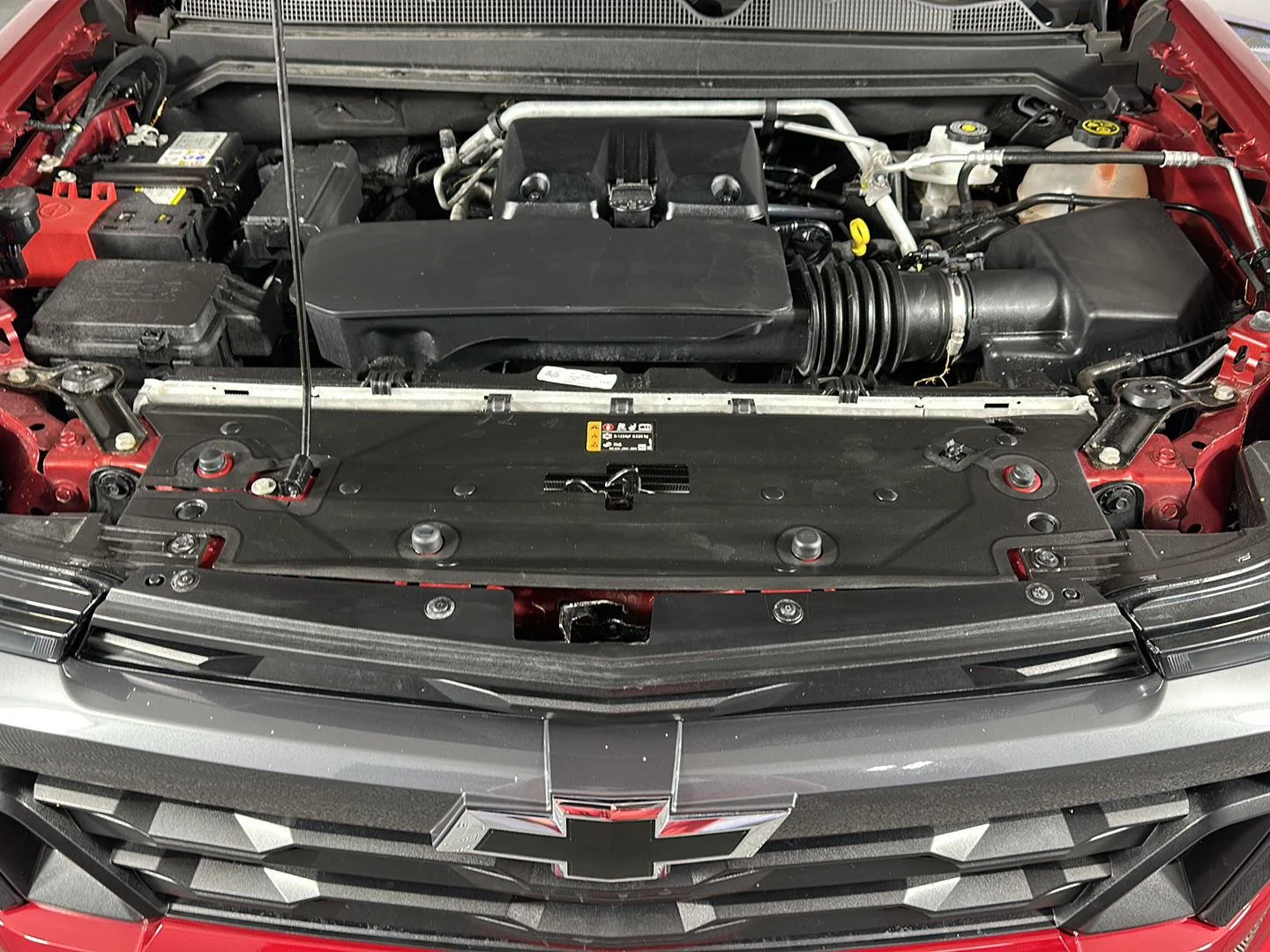 Used 2023 Radiant Red Tintcoat Chevrolet 4WD LT image 3