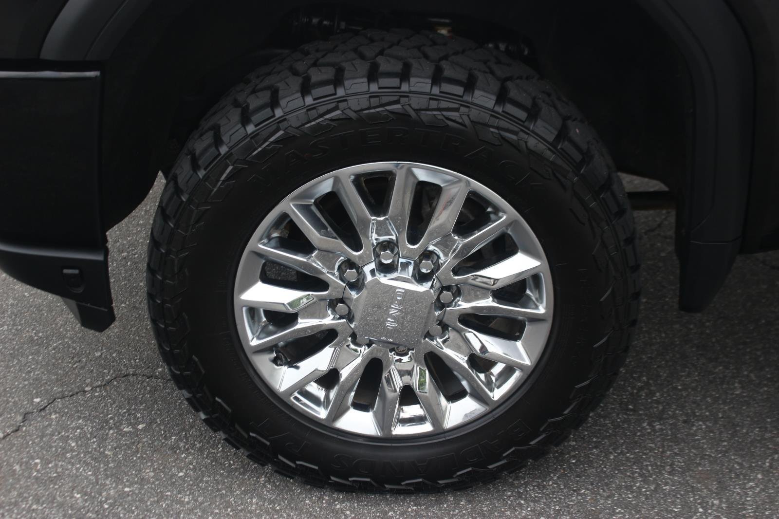 Used 2023 Ebony Twilight Metallic GMC Denali image 44