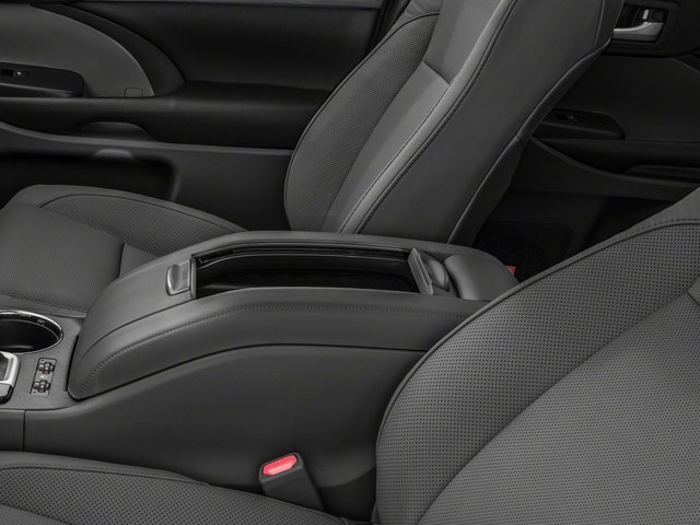 Used 2017 Blizzard Pearl Toyota Limited Platinum image 18