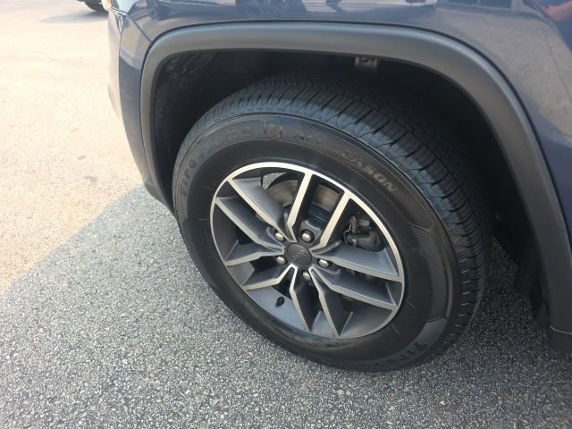 Used 2020 Slate Blue Pearlcoat Jeep Limited image 12