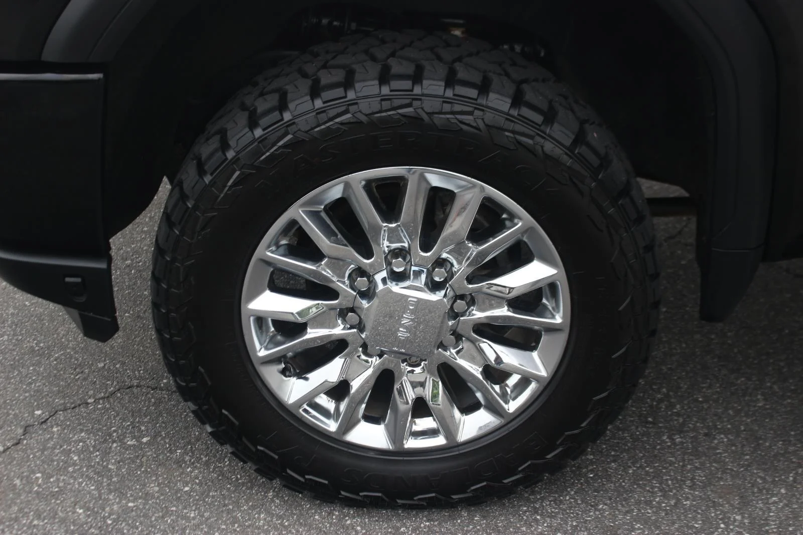 Used 2023 Ebony Twilight Metallic GMC Denali image 44