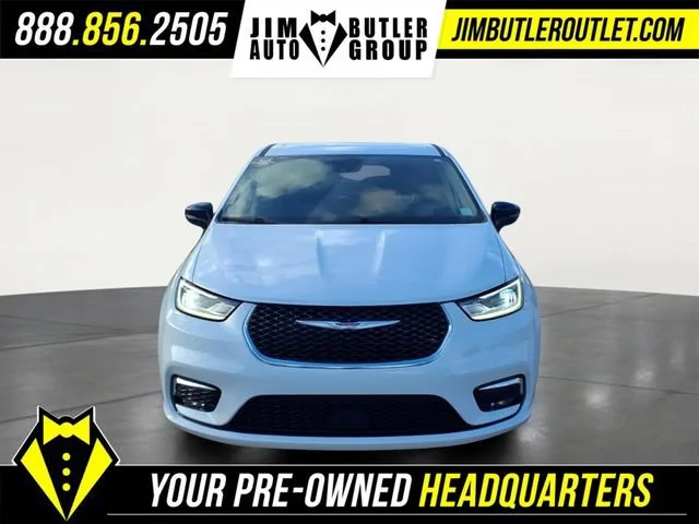 Used 2024  Chrysler Touring L image 28
