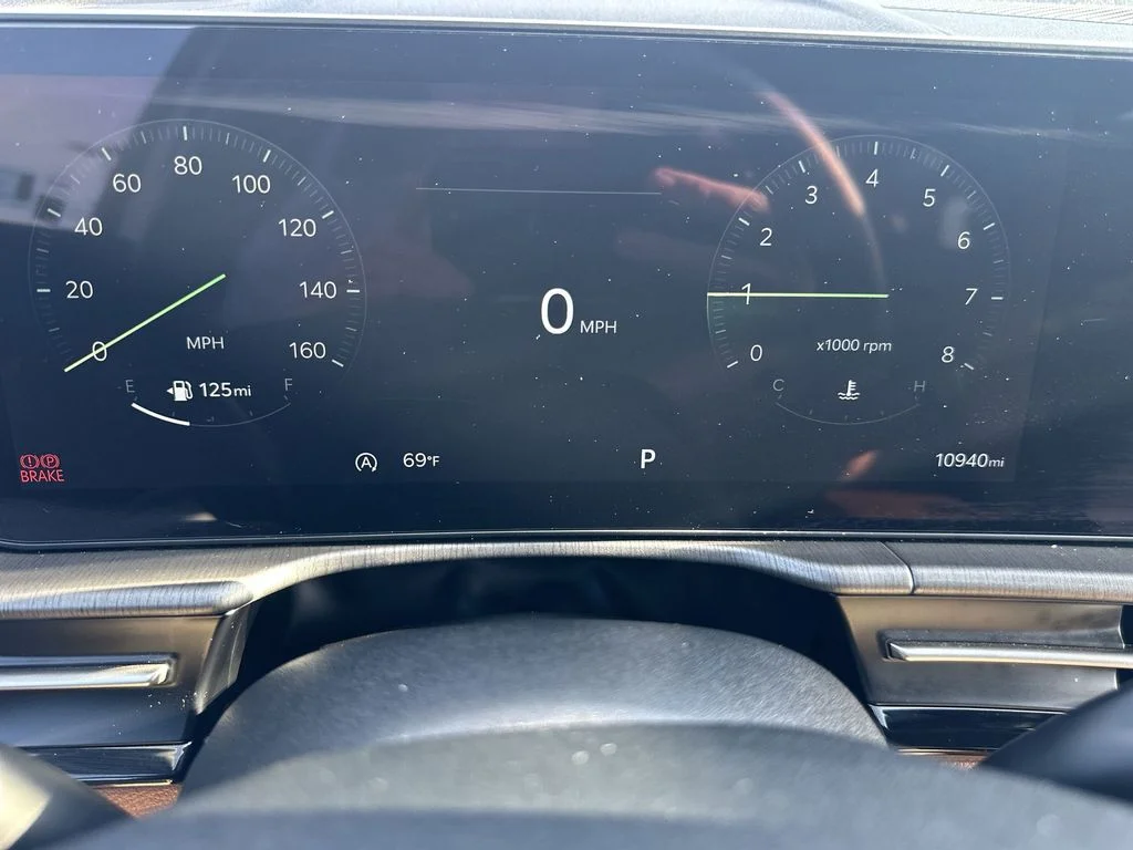 Used 2026 White Kia X-Line image 15