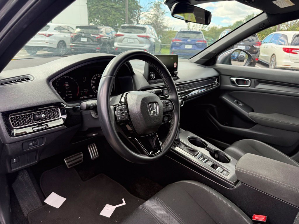 Used 2025  Honda Sport image 7