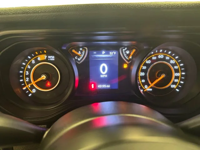 Used 2024 White Jeep Sport S image 12