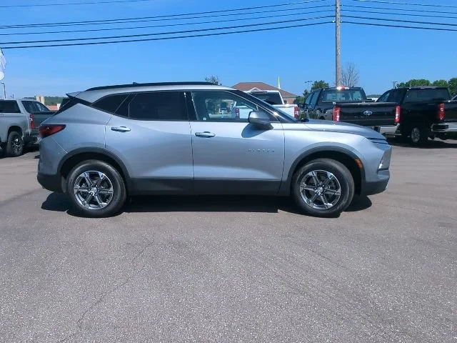 Used 2023 Sterling Gray Metallic Chevrolet 2LT image 28
